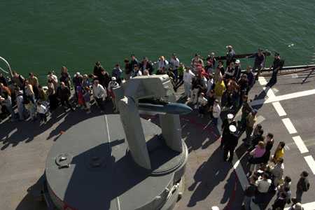 auf dem Oberdeck der USS Gary